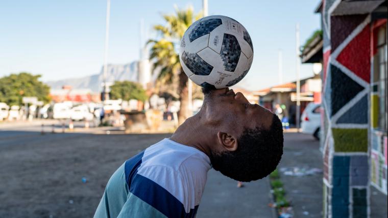 Why stick to the limits? This freestyle footballer is changing the game